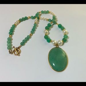 Adventurine Necklace with Pendant; 14/20 Yellow Gold-Filled Toggle Clasp